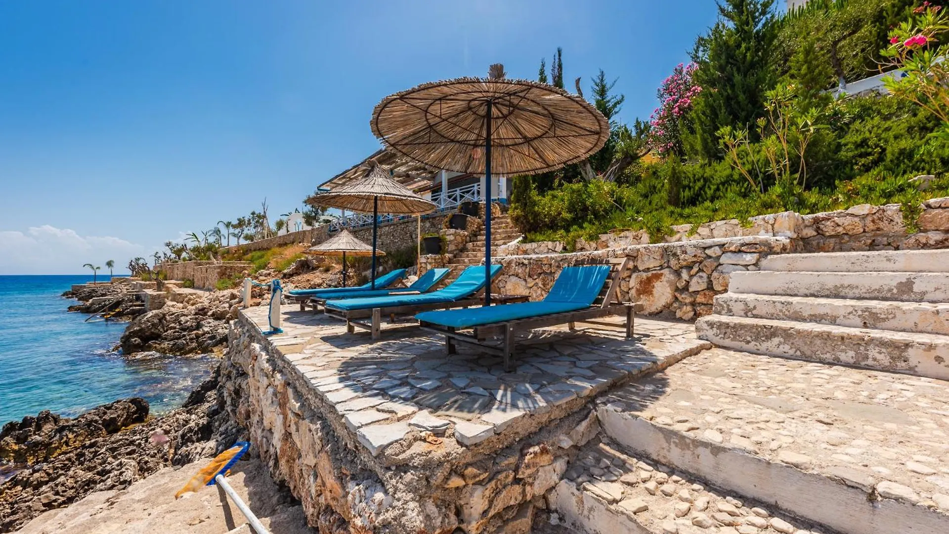 Stone Beach Residence - Adults Only Resort Qeparo Hotel