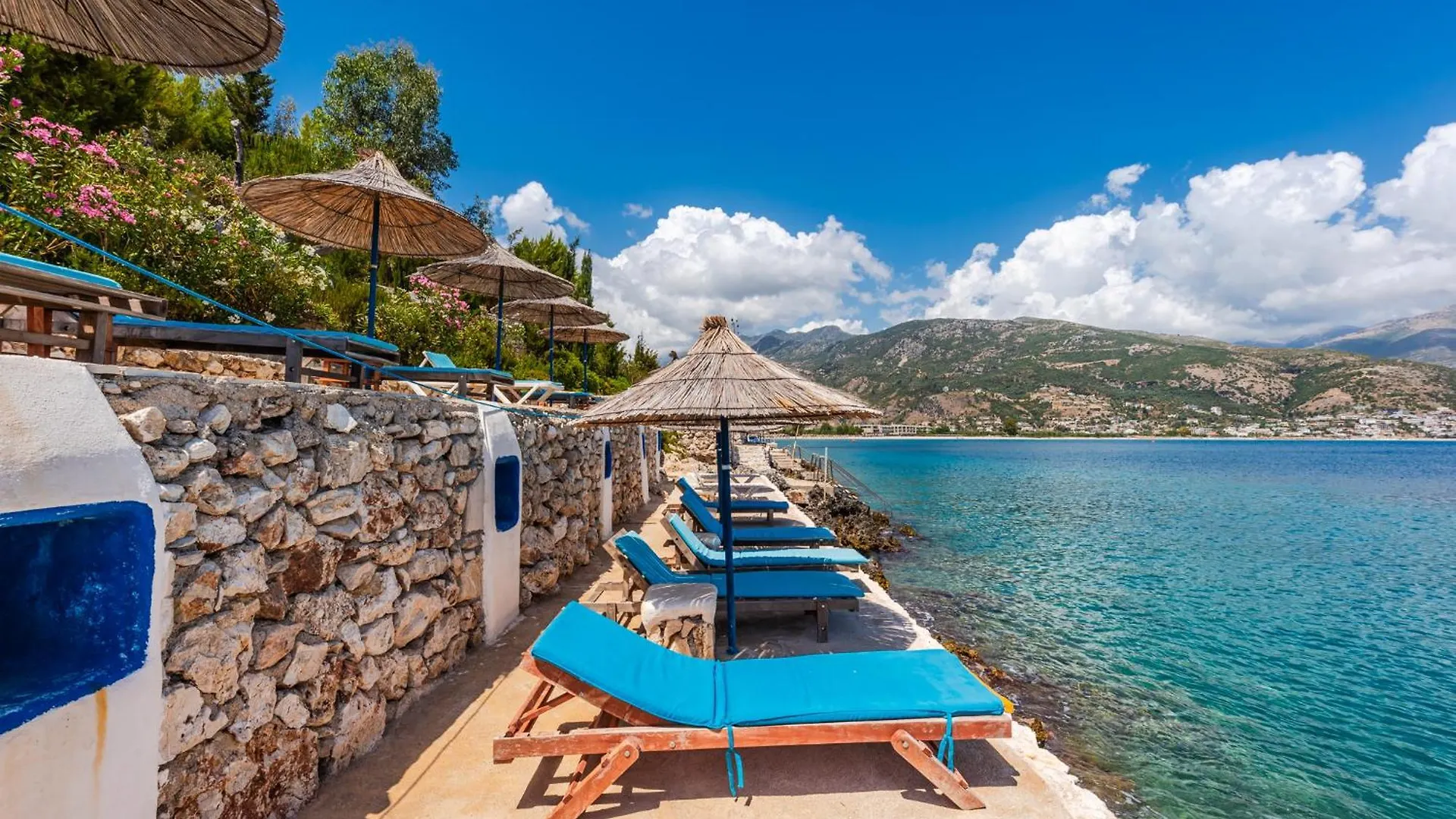 Stone Beach Residence - Adults Only Resort Qeparo Hotel