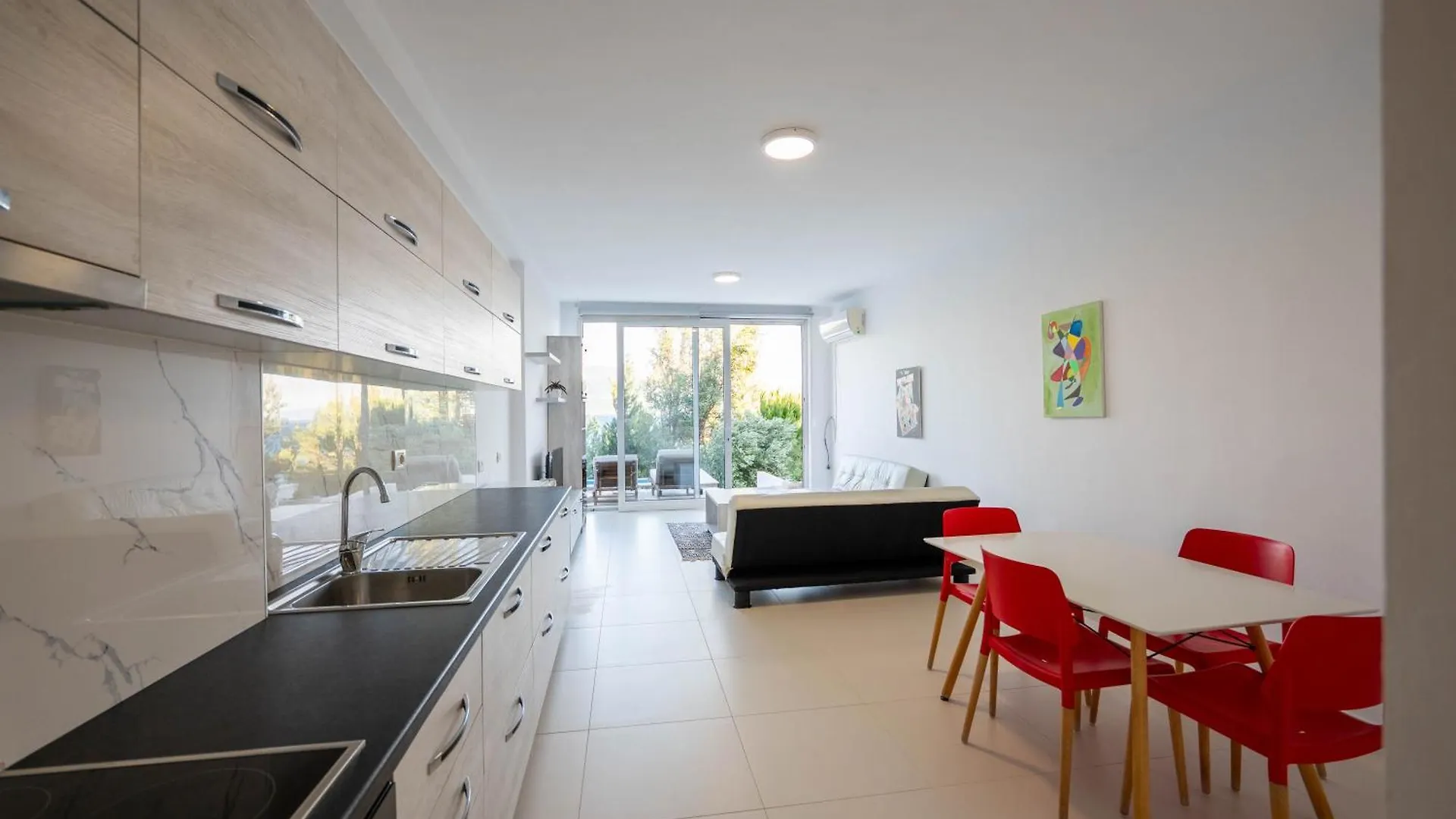 Hotel Stone Beach Residence - Adults Only Resort Qeparo
