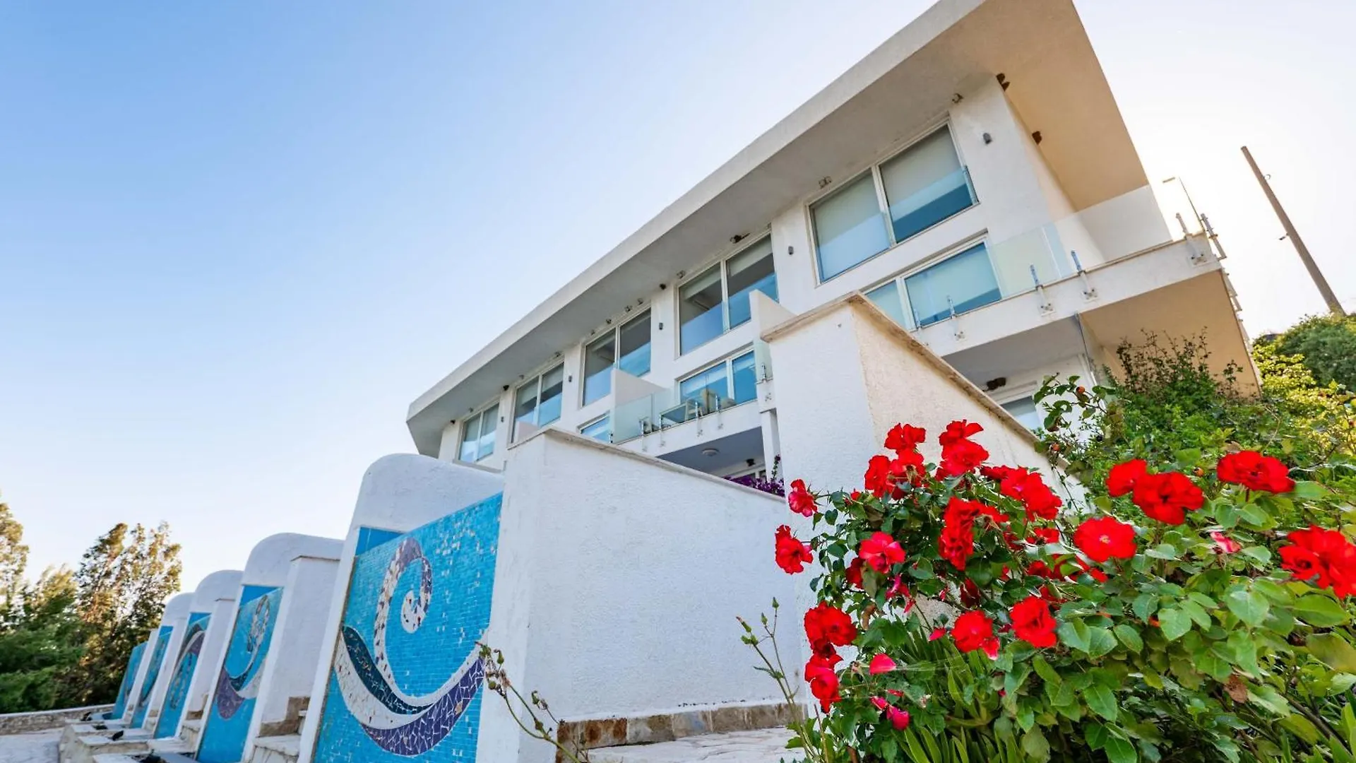 Hotel Stone Beach Residence - Adults Only Resort Qeparo