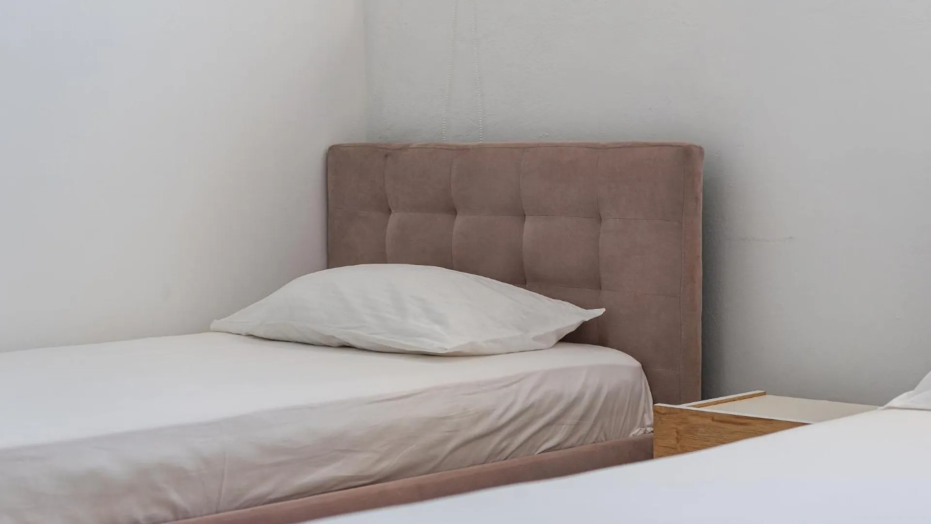 Stone Beach Residence - Adults Only Resort Qeparo Hotel